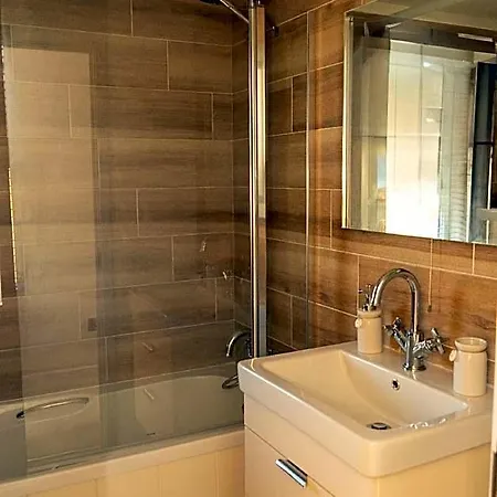 Hollicarrs - Cherry Blossom Hotel 5*